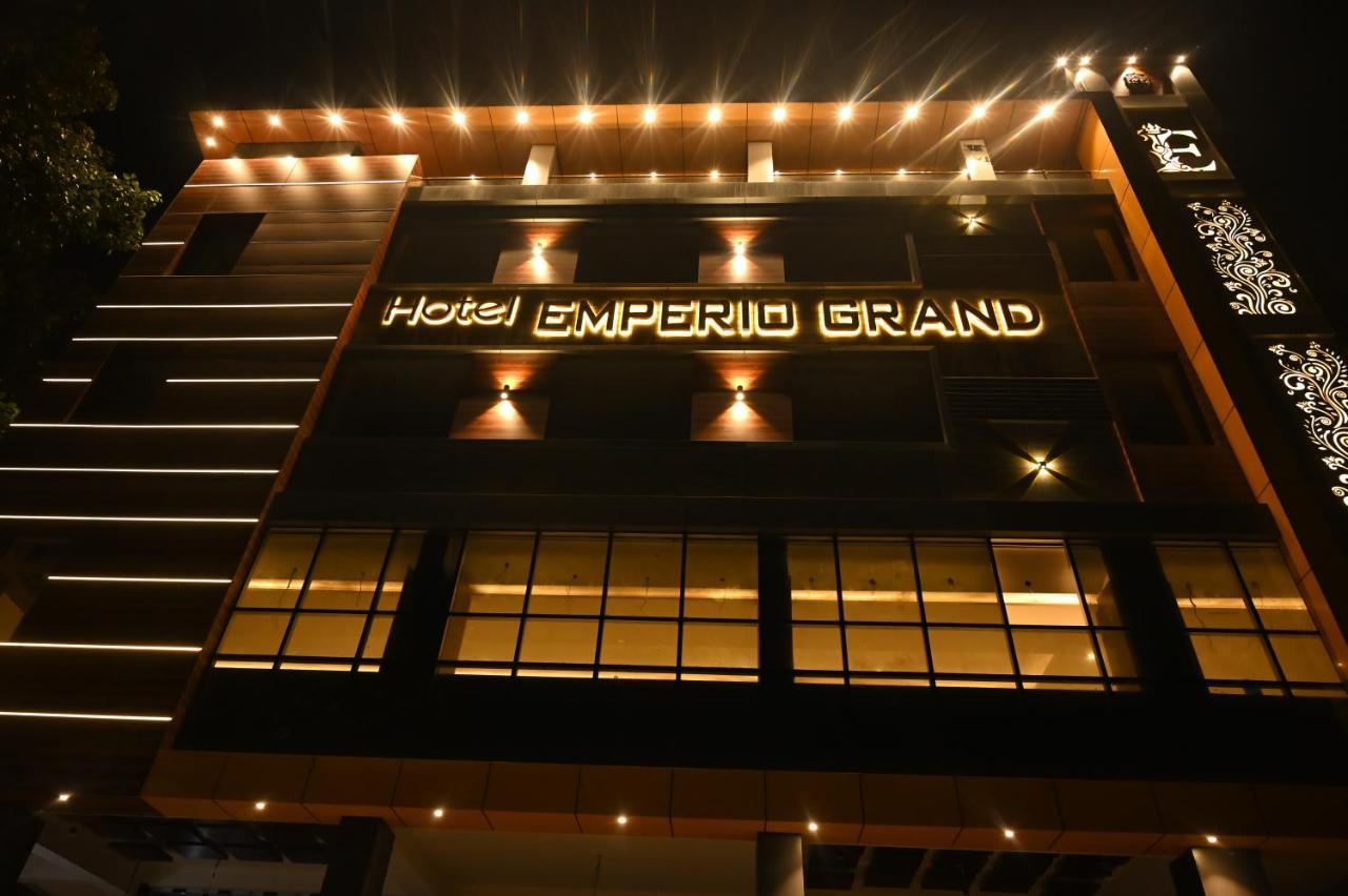 Hotel Emperio Grand 勒克瑙 外观 照片